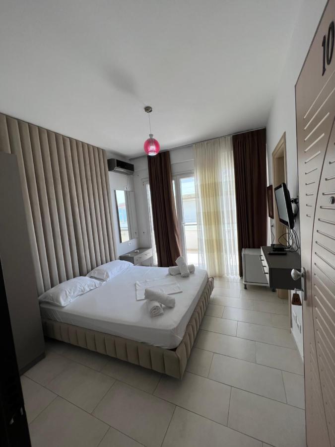The Blue Horizon Hotel *