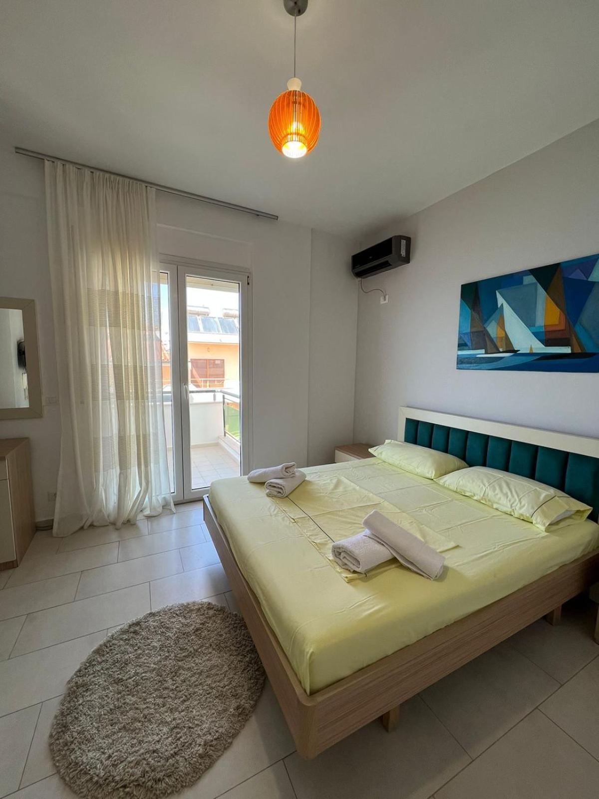 The Blue Horizon Hotel Radhimë