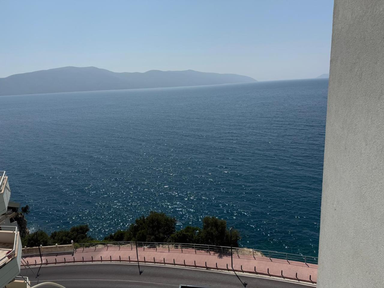 The Blue Horizon Radhimë